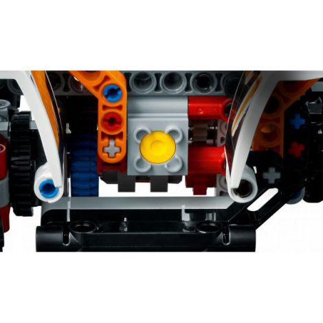 Lego Technic Vehicul De Teren 42139 - 7