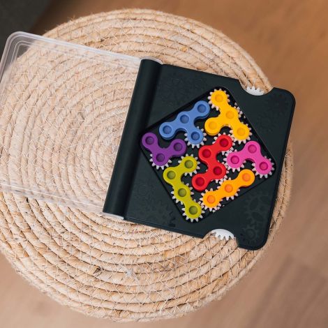 Smart Games - IQ Gears, joc de logica cu 120 de provocari, 7+ ani, editie lb. Romana - imagine 2